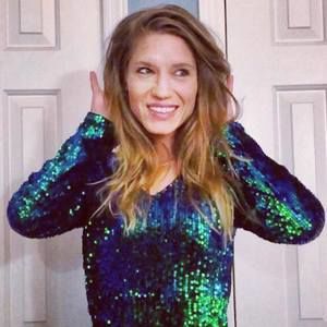 Meet your Posher, Caity